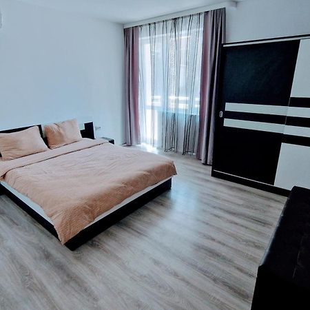 Water House Apartment ชูเมน ภายนอก รูปภาพ
