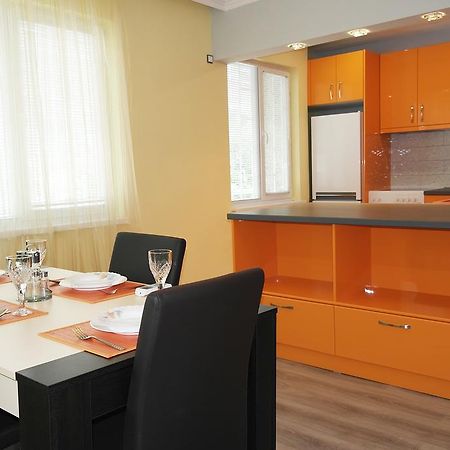 Water House Apartment ชูเมน ภายนอก รูปภาพ